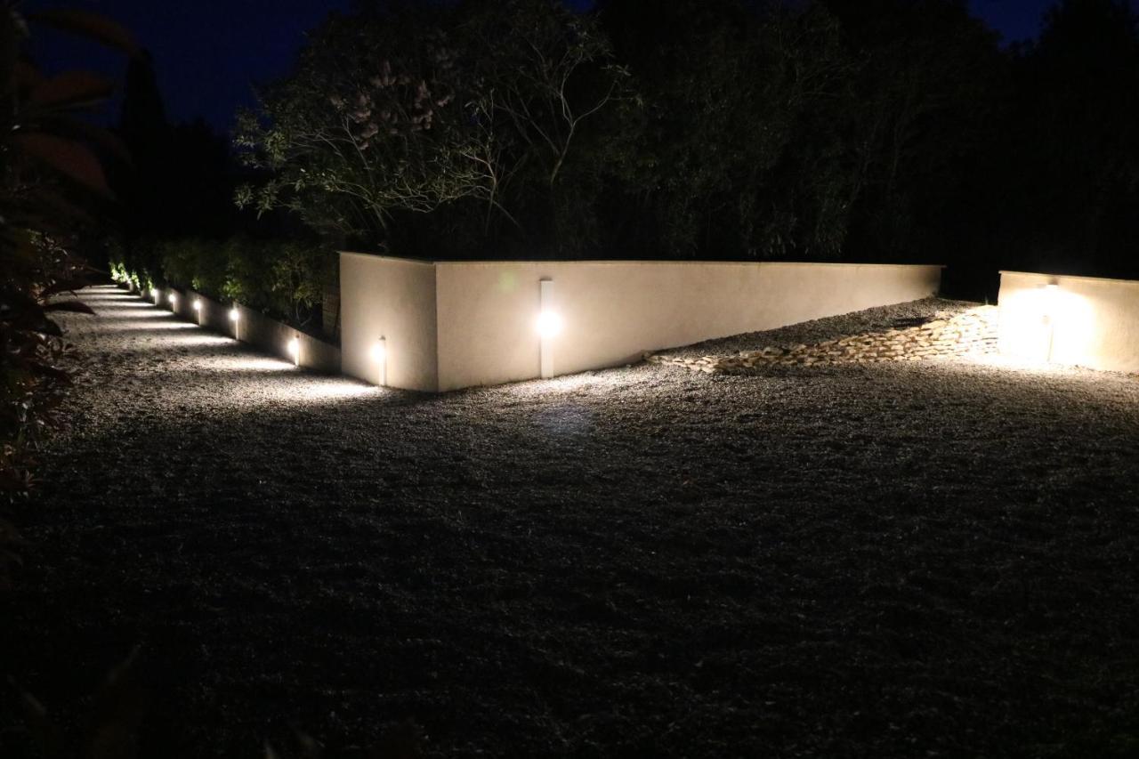 La Villa Des Moulins Calvisson Εξωτερικό φωτογραφία