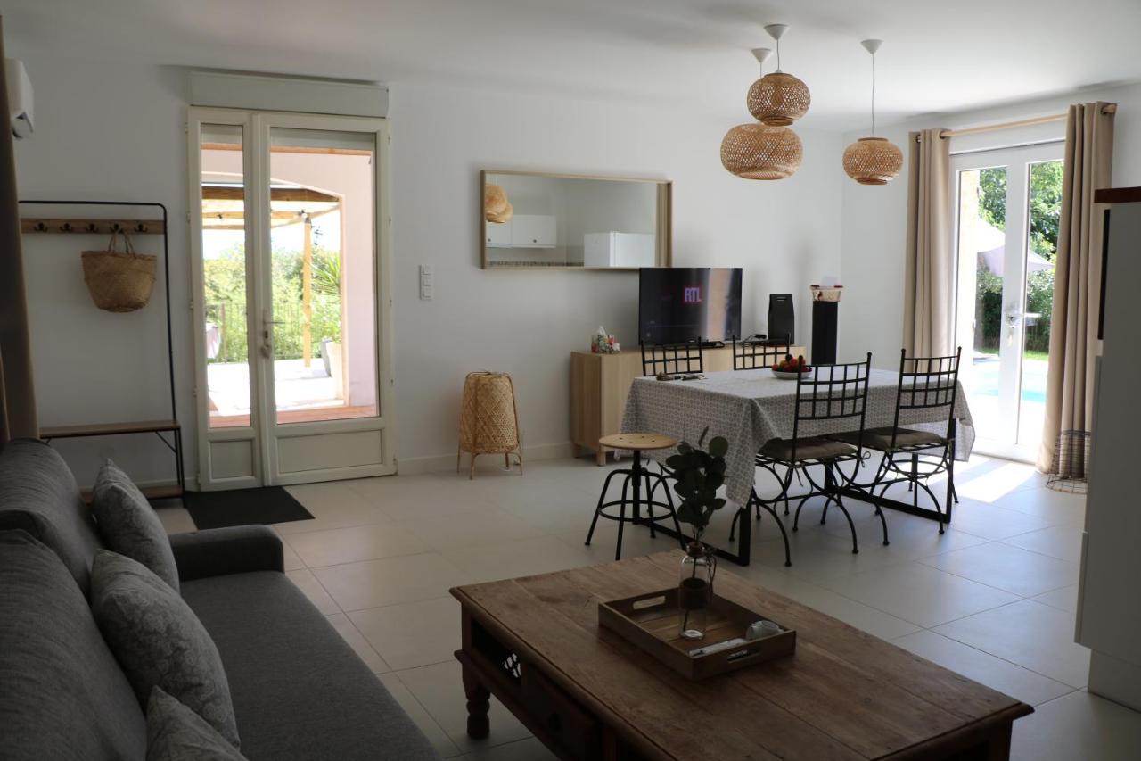 La Villa Des Moulins Calvisson Εξωτερικό φωτογραφία