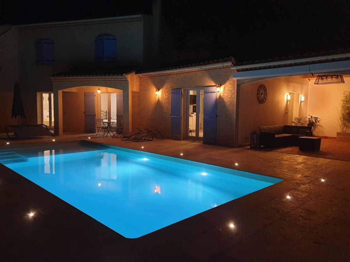 La Villa Des Moulins Calvisson Εξωτερικό φωτογραφία
